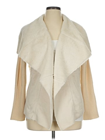 Hazel Cardigan (view 1)