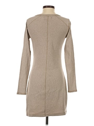 Everlane Casual Dress (view 2)