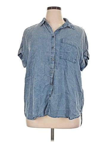 Jane and Delancey Short Sleeve Button-Down Shirt (view 1)