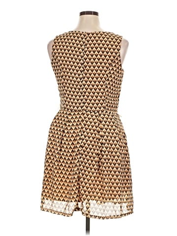 Papillon Casual Dress (view 2)