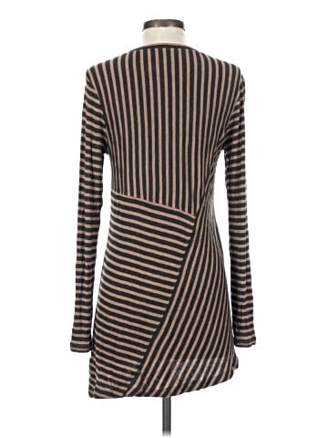 CAbi Long Sleeve T-Shirt (view 2)