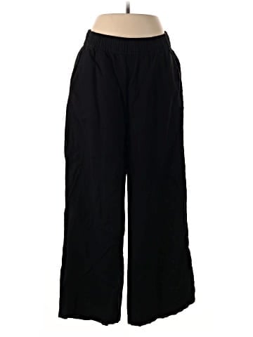 Vineyard Vines Casual Pants (view 1)