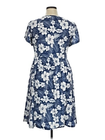 Unbranded Casual Dress (view 2)