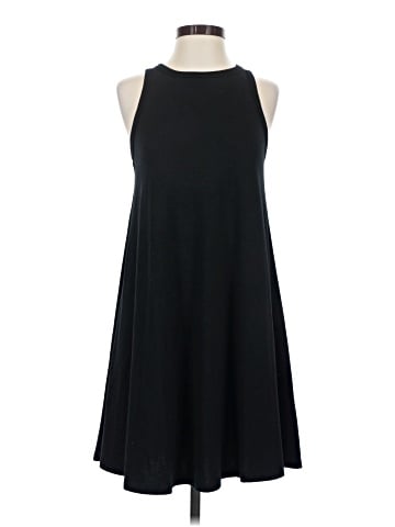 Old Navy Casual Dress (view 1)