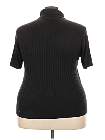 First Issue by Liz Claiborne Short Sleeve Top (view 2)