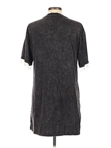 Mimi Chica Short Sleeve T-Shirt (view 2)