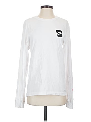 Nike Long Sleeve T-Shirt (view 1)