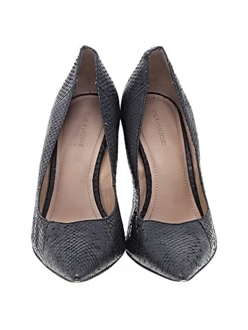 Pour La Victoire Heels (view 2)