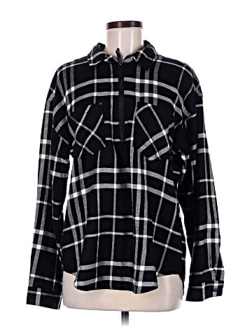 Maurices Long Sleeve Button-Down Shirt (view 1)