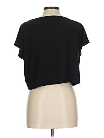 H&M Short Sleeve T-Shirt (view 2)