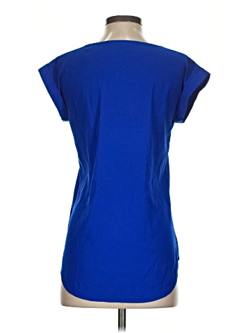 Express Outlet Short Sleeve Top (view 2)