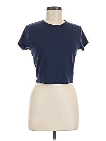 Uniqlo Short Sleeve T-Shirt (view 1)
