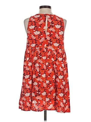 Old Navy Casual Dress (view 2)