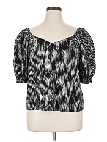 a.n.a. A New Approach Short Sleeve Blouse (view 1)