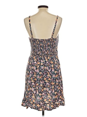 Old Navy Casual Dress (view 2)