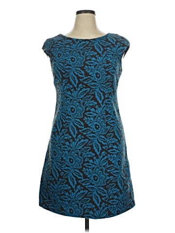 Signature by Robbie Bee Casual Dress (view 1)