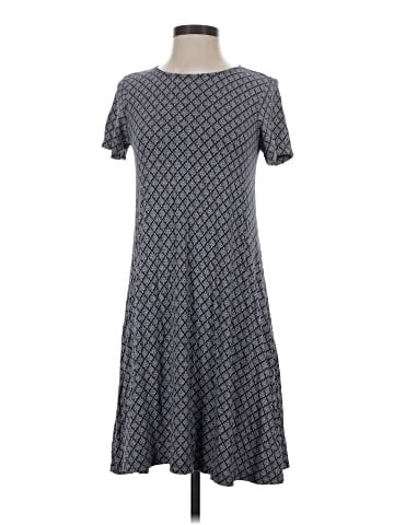 Old Navy Casual Dress (view 1)