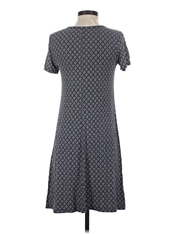 Old Navy Casual Dress (view 2)