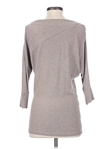 Bordeaux 3/4 Sleeve Top (view 2)