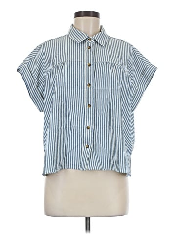 Velvet Heart Short Sleeve Button-Down Shirt (view 1)