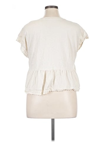 American Eagle Outfitters Short Sleeve Blouse (view 2)