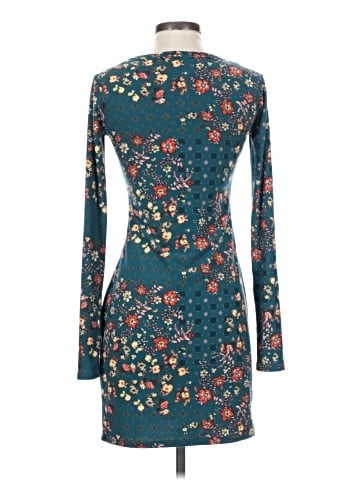 Mudd Casual Dress (view 2)