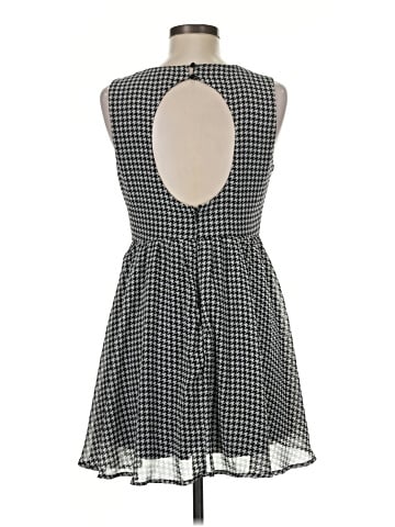 Forever 21 Casual Dress (view 2)