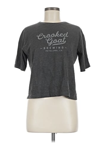 District. Short Sleeve Top (view 1)