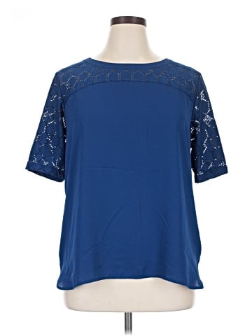 Van Heusen Short Sleeve T-Shirt (view 1)