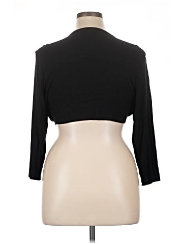Torrid 3/4 Sleeve Top (view 2)