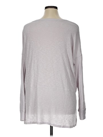 American Eagle Outfitters Pullover Sweater (view 2)