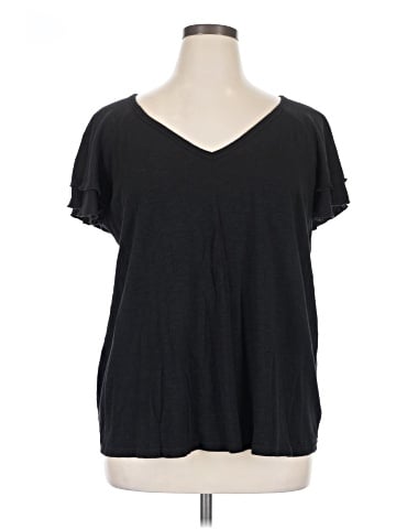Torrid Short Sleeve T-Shirt (view 1)