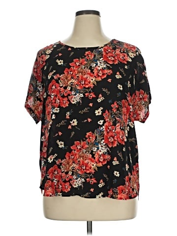 Maurices Short Sleeve Blouse (view 1)