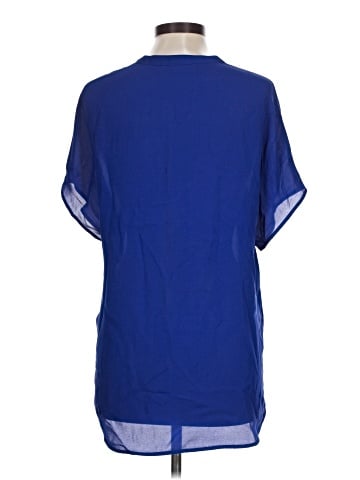 Vince. Short Sleeve Silk Top (view 2)