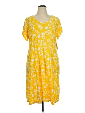Bobbie Brooks Casual Dress (view 1)