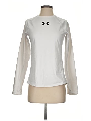 Under Armour Long Sleeve T-Shirt (view 1)