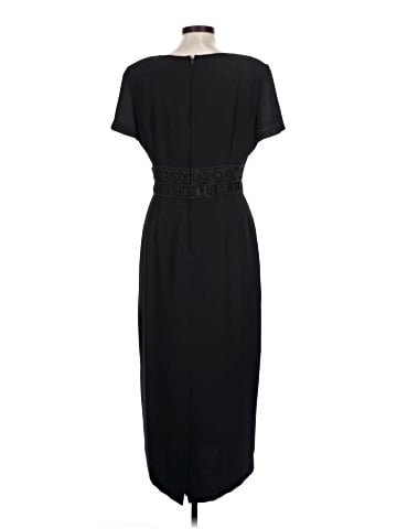 Donna Morgan Casual Dress (view 2)