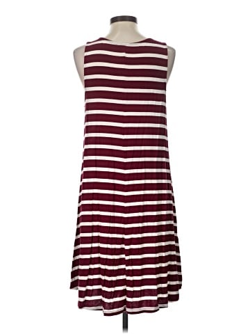 Old Navy Casual Dress (view 2)