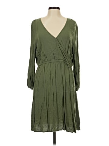 Old Navy Casual Dress (view 1)