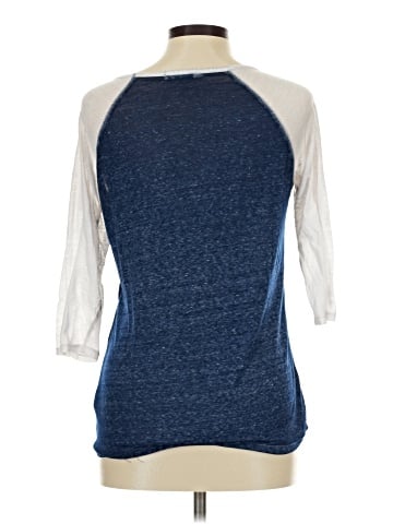 Maurices 3/4 Sleeve T-Shirt (view 2)