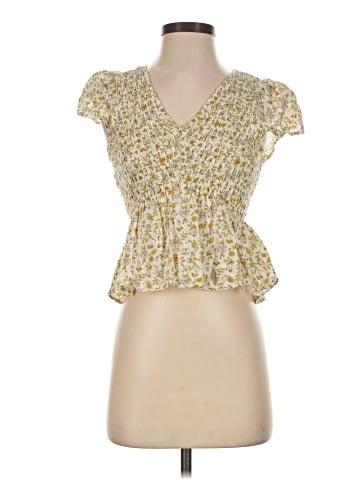 American Eagle Outfitters Short Sleeve Blouse (view 1)