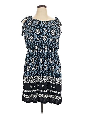Ann Taylor LOFT Outlet Casual Dress (view 1)