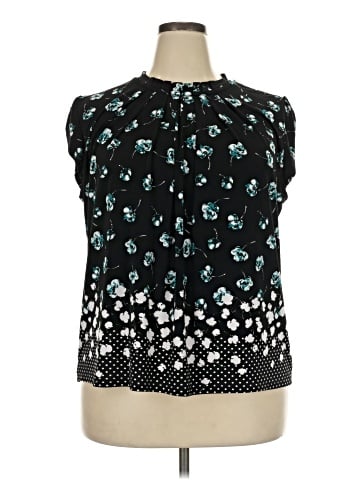 Elle Sleeveless Blouse (view 1)