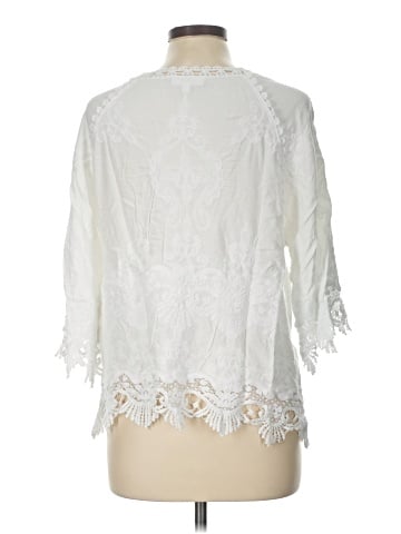 North Style 3/4 Sleeve Blouse (view 2)