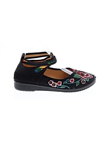 Unbranded Flats (view 1)