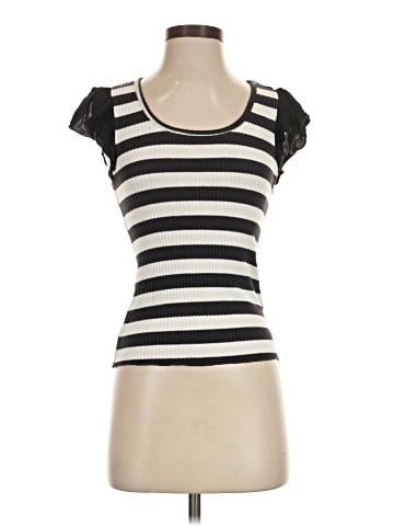 t.la Cardigan (view 1)