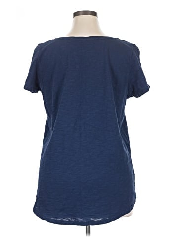 Torrid Short Sleeve T-Shirt (view 2)