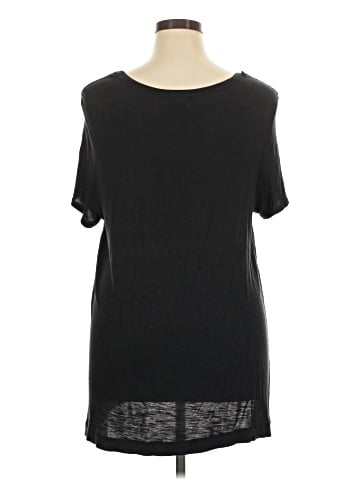 Old Navy Short Sleeve T-Shirt (view 2)