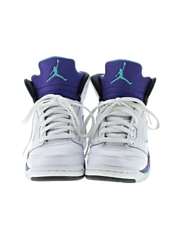 Air Jordan Sneakers (view 2)