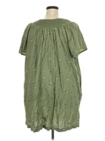 Old Navy Casual Dress (view 2)